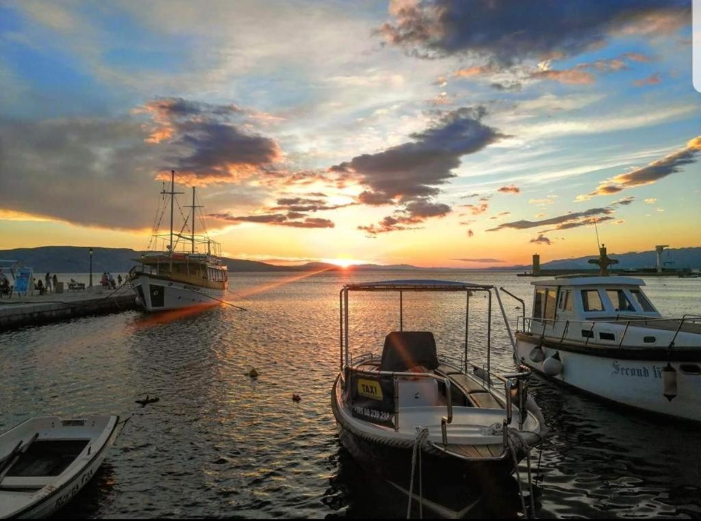 Holiday Apartments Soparin Senj  Bagian luar foto