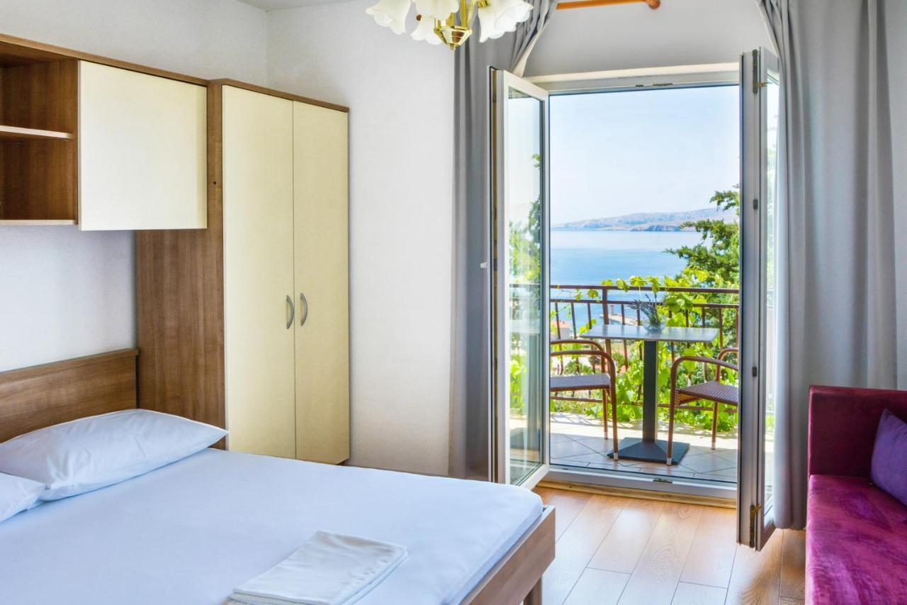 Holiday Apartments Soparin Senj  Bagian luar foto